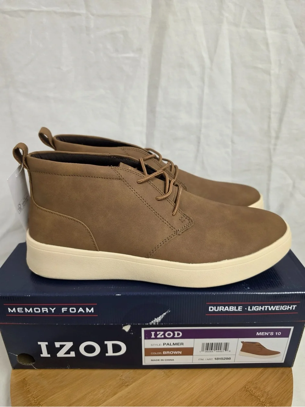 IZOD Palmer Men’s Chukka Boots Brown Size 10 Memory Foam New With Box